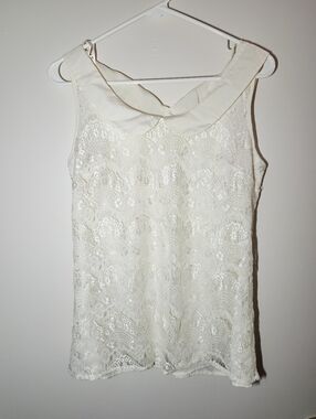 Daniel Rainn Cream Lace Sleeveless Top with Peter Pan Collar